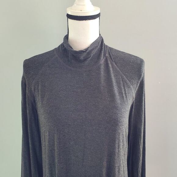 Cable & Gauge Gray Turtleneck Tent Top Size L - Picture 3 of 7